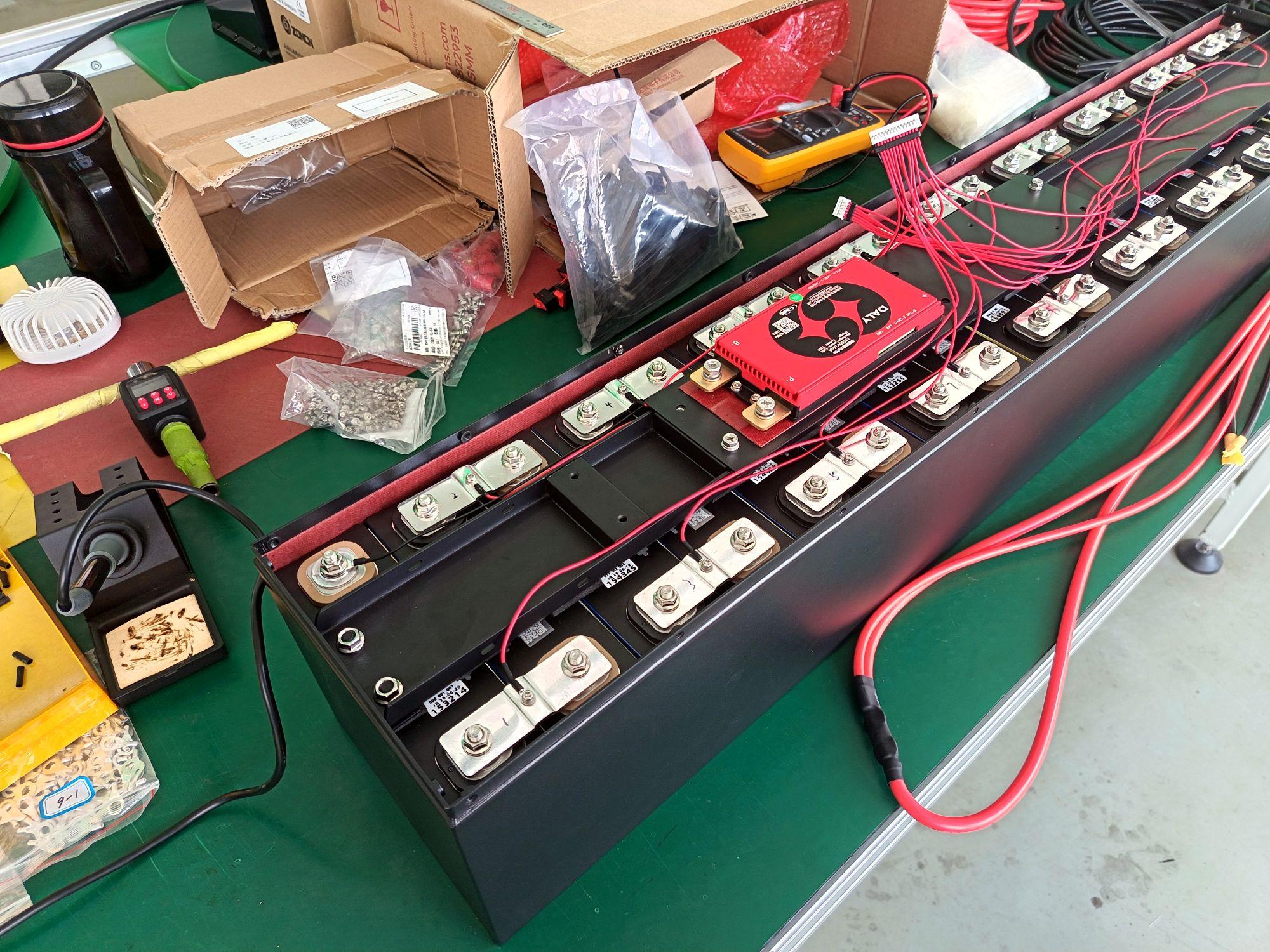 磷酸铁锂电池充电